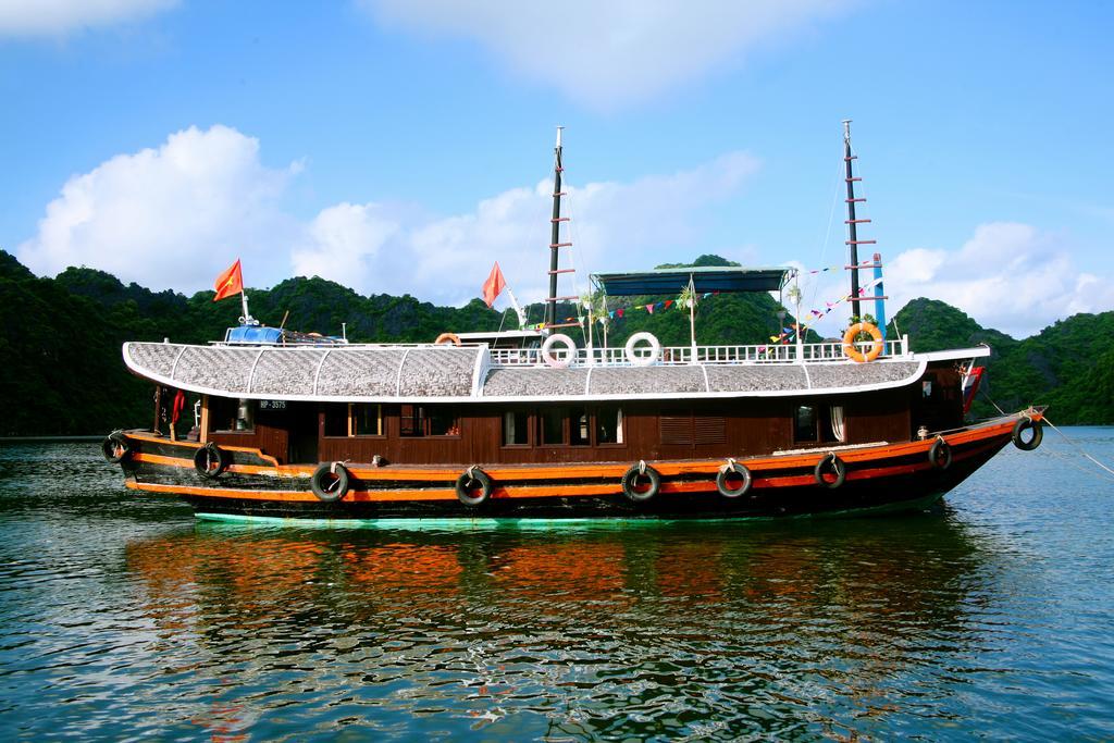 Thanh Tung Hotel Cat Ba Island Ngoại thất bức ảnh